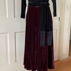 Burgundy Velvet Skirt w Black Velvet Tassel Sash size 14 NEVER WORN